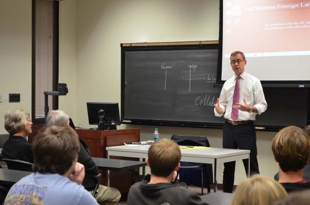 	<p><span class="caps">ABC</span> News senior correspondent Jeff Zeleny spoke to students and faculty Wednesday about political topics ranging from Ted Cruz to HealthCare.gov.</p>