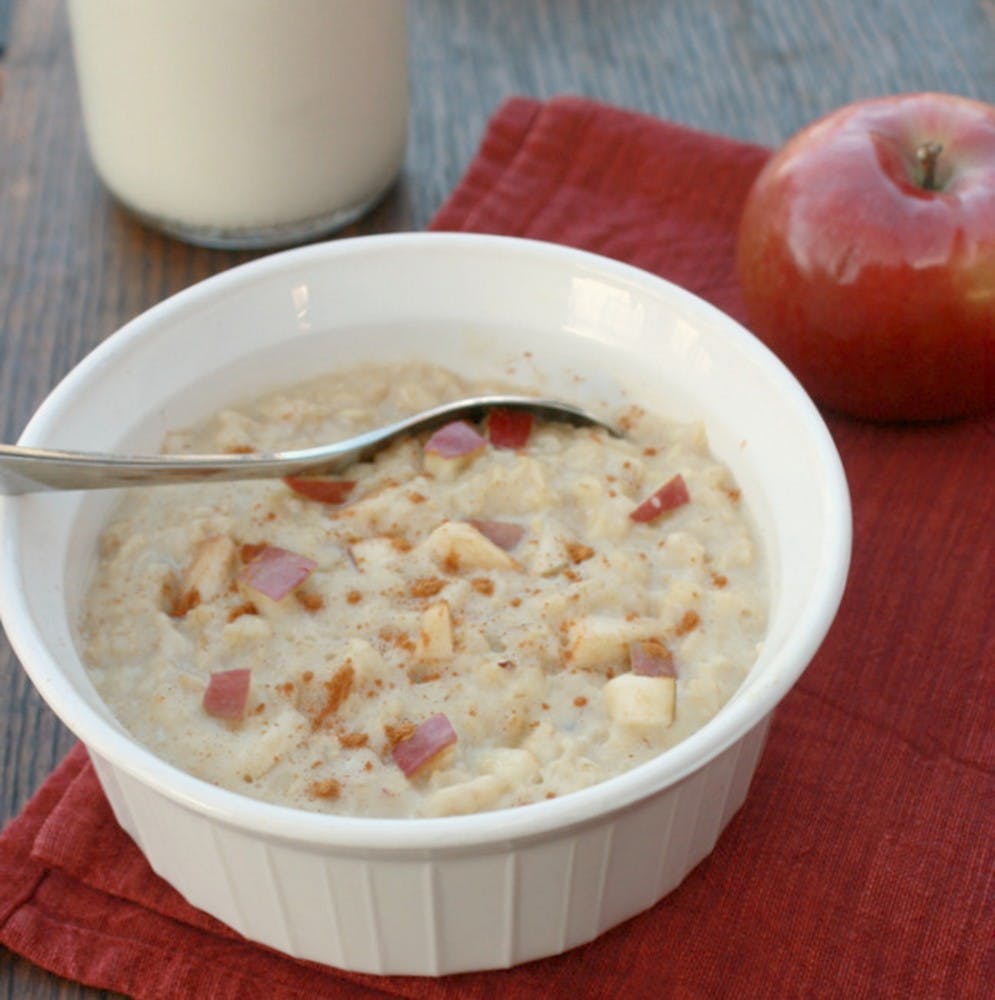 Overnight Apple Cinnamon Oatmeal Breakfast Custard. (Healthyeating.org)