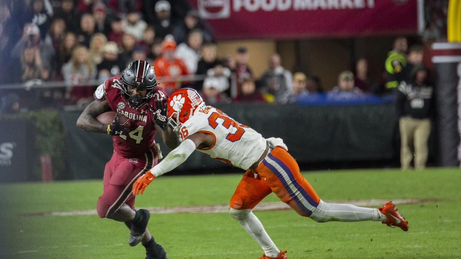 FILE — Redshirt senior running back Mario Anderson makes a carry down the field on Nov. 26, 2023, at Williams-Brice Stadium. The Daily Gamecock spoke with the assistant sports editor for the Tiger, who picked the Gamecocks to win the 121st Palmetto Bowl.