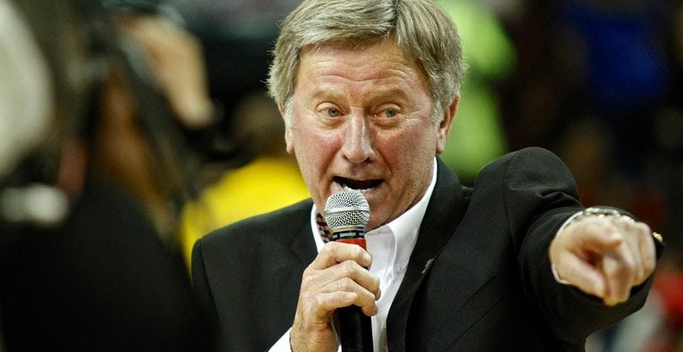 South Carolina head coach Stever Spurrier and his staff signed 32 players in their 2015 recruiting class class, seven of whom are defensive linemen. 