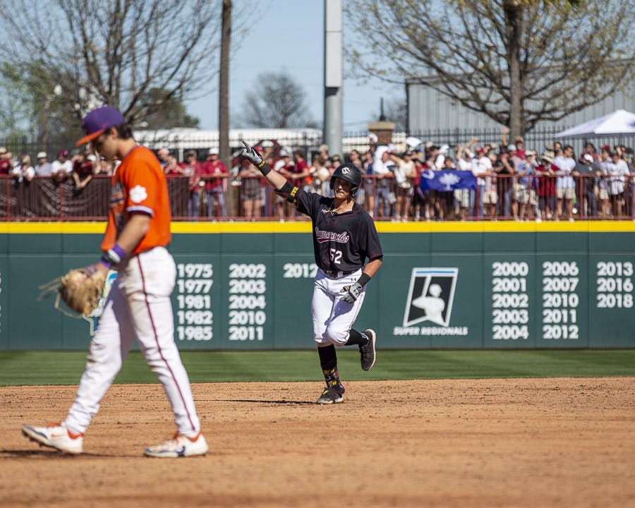 PHOTOS: USC Leads Rivalry Game Wins Against Clemson - The Daily ...