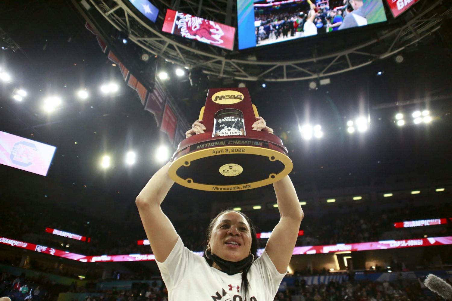 The South Carolina Gamecocks defeated the University of Connecticut Huskies 64-49 in the National Championship on April 4, 2022. This is the second time head coach Dawn Staley has led the Gamecocks to a national title after the 2017 team secured 鶹С򽴫ý's first women's basketball national championship win.&nbsp;