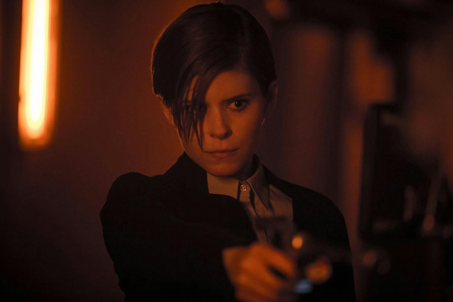 Kate Mara as Lee Weathers in the movie "Morgan" portrays a corporate troubleshooter whose investigation of a seemingly innocent human named Morgan, suddenly takes a dangerous turn. (Aidan Monaghan/20th Century Fox/TNS)