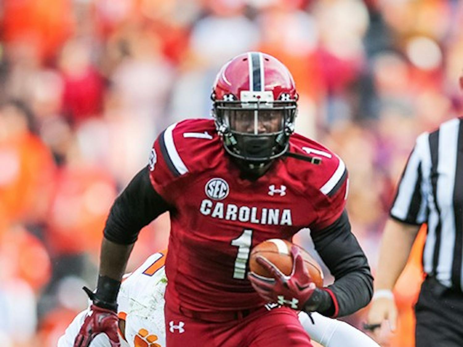 Deebo Samuel will look to take a step forward in 2016 as one of South Carolina's primary receivers.