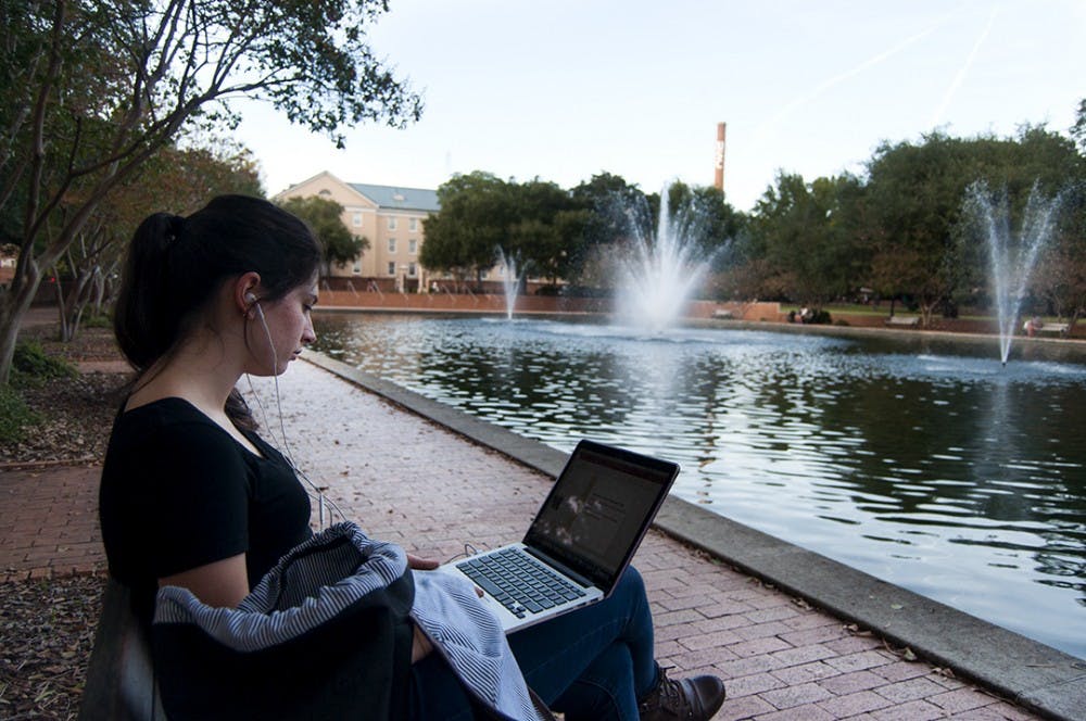 <p>Unique playlists can enhance studying, increasing efficiency.&nbsp;</p>