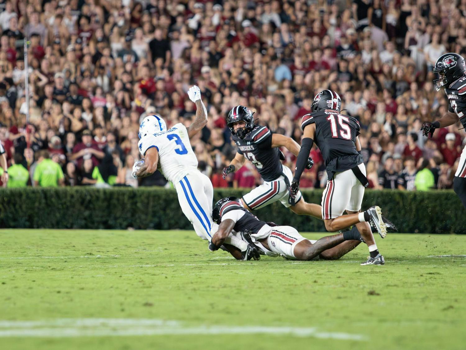 Freshman edge Jaquavious Dodd dives for an open-field tackle against the University of Kentucky at Williams-Brice Stadium on Sept. 27, 2025. The Gamecock defense held the Wildcats to 108 rushing yards.