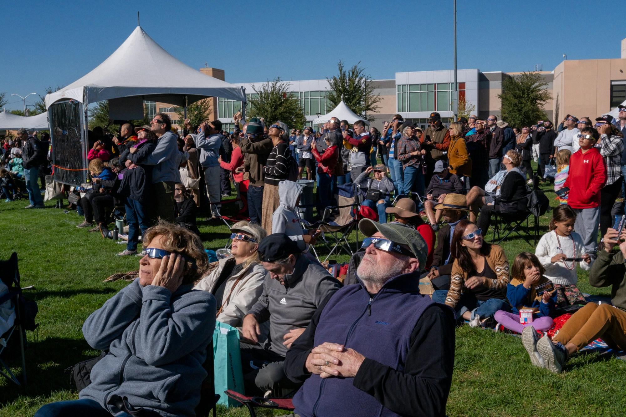 UNM solar eclipse viewing party