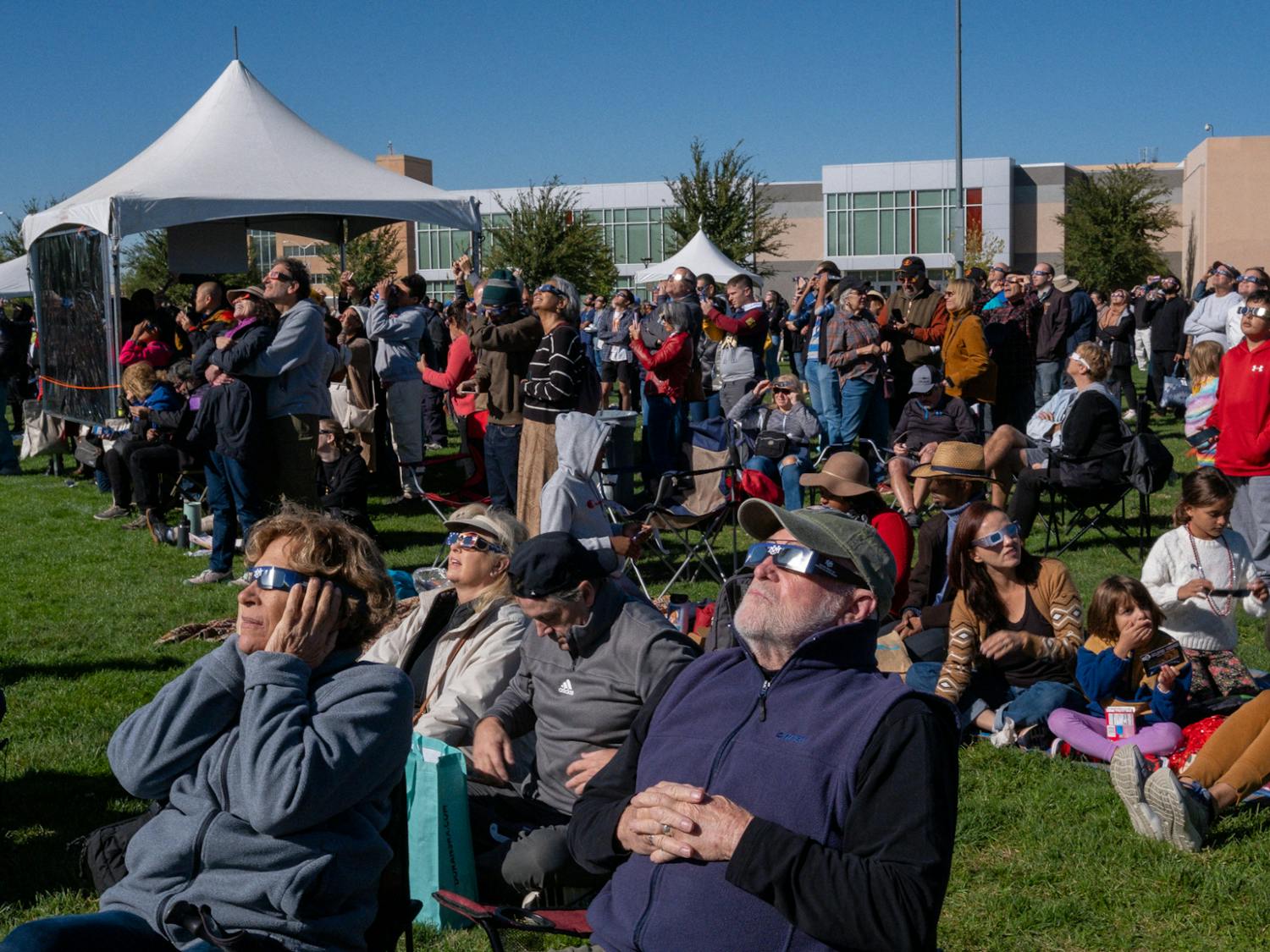 UNM solar eclipse viewing party