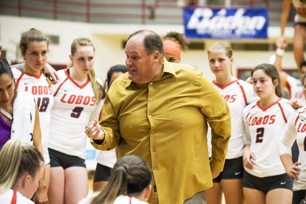 Jeff Nelson address the team during a timeout against Air Force 