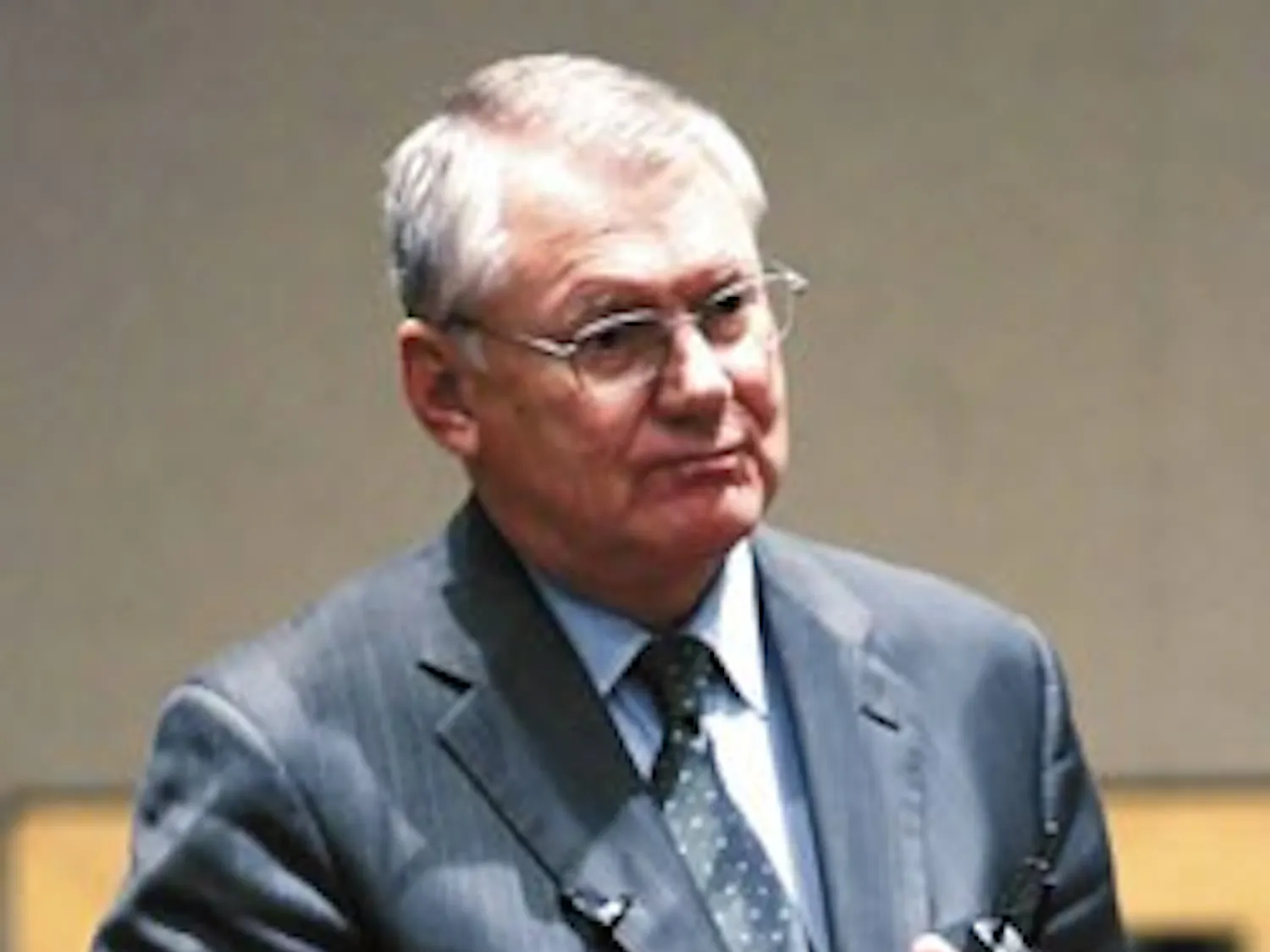 David Schmidly was selected as UNM's president Saturday.