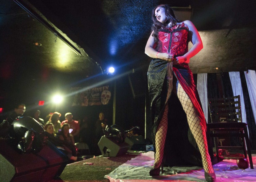 burlesque2