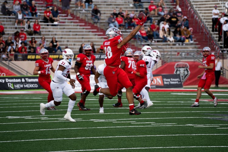 Football UNM dominated by Fresno State 419 in game The
