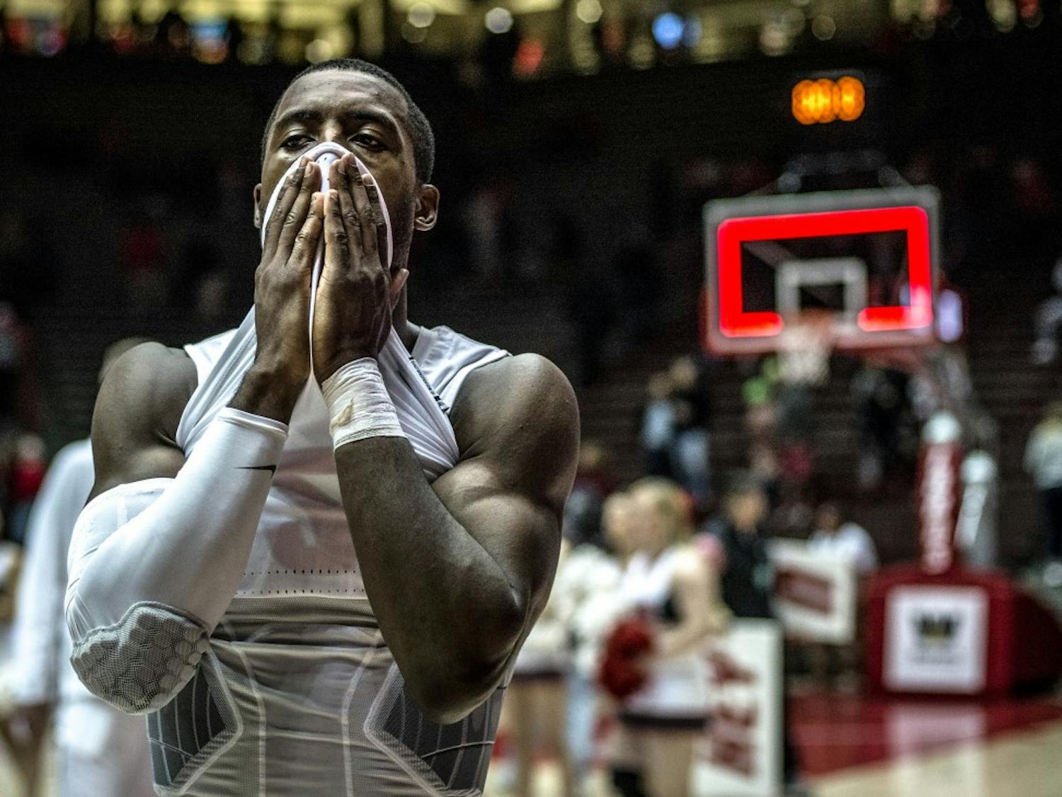 Sam Logwood walks off court dejected after the Lobos were defeated by the Golden Eagles at Dream Style Arena, November 21,2017 UNM lost to Tennessee Tech University 104-96