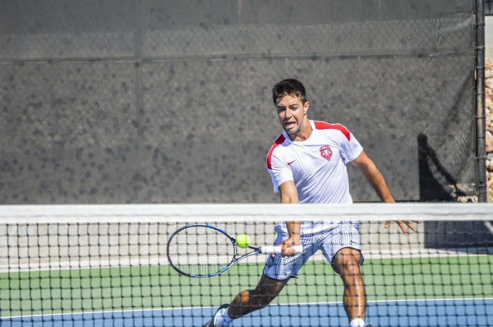 Redshirt senior Rodolfo Jauregui rushes towards the ball on&nbsp;Sunday,&nbsp;Oct. 9, 2016&nbsp;at the McKinnon Family Tennis Stadium. The Lobos competed in the Balloon Fiesta Invitational, a three-day event in Albuquerque.&nbsp;