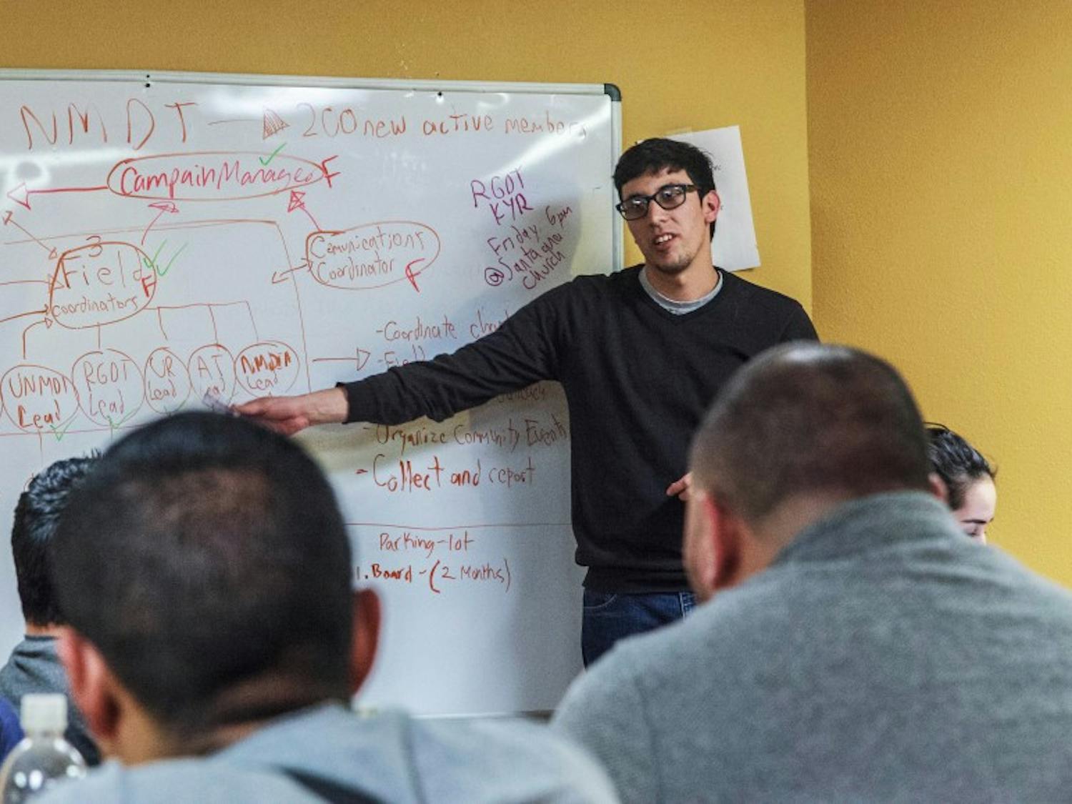 Felipe Rodriguez, Field Coordinator of the NM Dream Team and undergraduate senior student studying psychology at UNM, instructs Dream Team members in organizing strategies under a Trump administration. Rodriguez says that having a sanctuary campus at UNM is a necessity&nbsp;given the changing political climate.&nbsp;