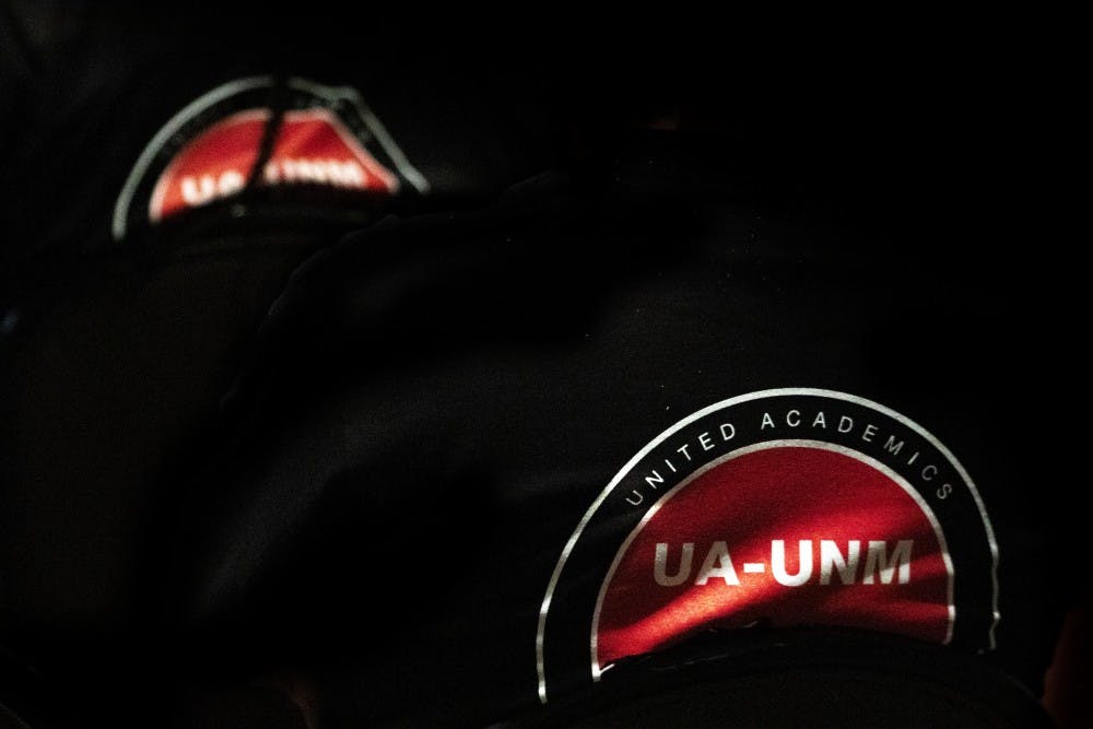UA-UNM