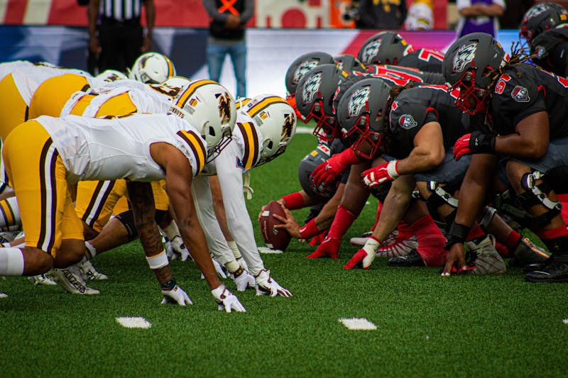 UNM football drops early lead to Wyoming, loses 2714 The Daily Lobo