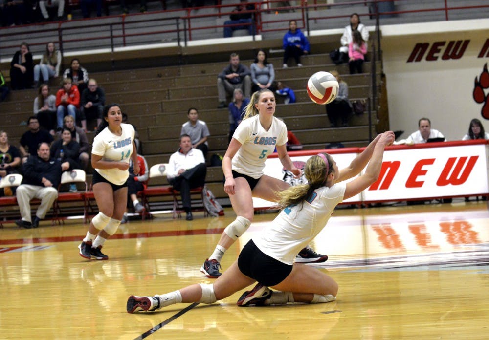 Setter Hannah Johnson digs the ball off of an Air Force attack at Johnson Center Tuesday, Oct. 27, 2015. The Lobos beat Air Force 3-0 and play San Jose Thursday Oct. 29.&nbsp;