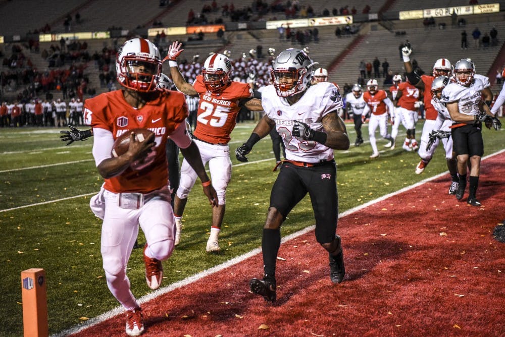 Lamar Jordan scores the Lobo’s touchdown during the fourth quarter of UNM’s home game against the University of Nevada Las Vegas Rebels on Nov. 17, 2017. The Lobos lost the game in the last quarter 38-35.