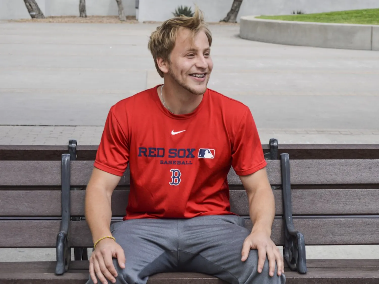 Gonzalo Correa is graduating in mechanical engineering in order to stay connected to his former racing career in Peru.