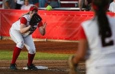 UNM senior Lindsey Elcess catches a ball during the Lobos 9-1 win over NMSU. In her four years at UNM, Elcess has 27 home runs, and she is third in RBIs with 113. 