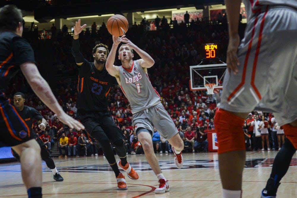 Redshirt sophomore Cullen Neal prepares to pass&nbsp;the ball Wednesday, Feb. 17, 2016 at WisePies Arena. The Lobos will play Fresno State this Saturday at 8 p.m..