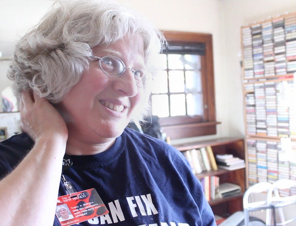 9/27_homecomingQueen2