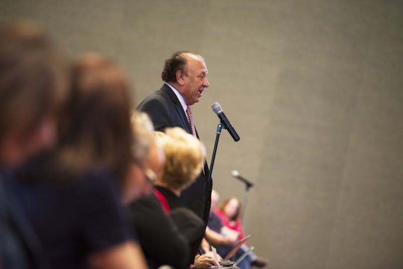 102116_unm_townhall2_nf