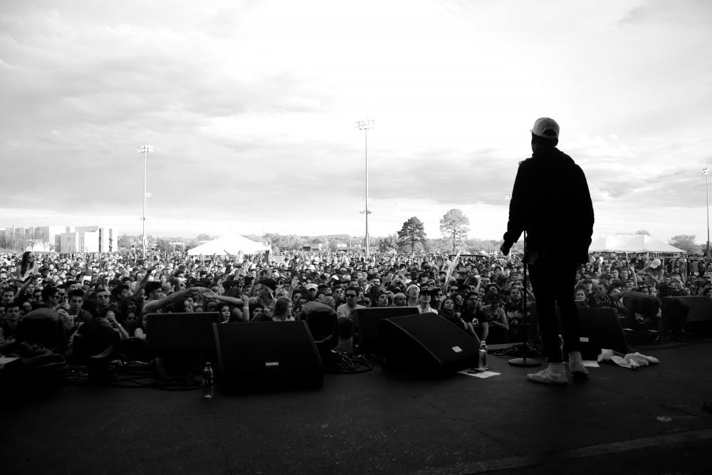 Fiestas: Center Stage