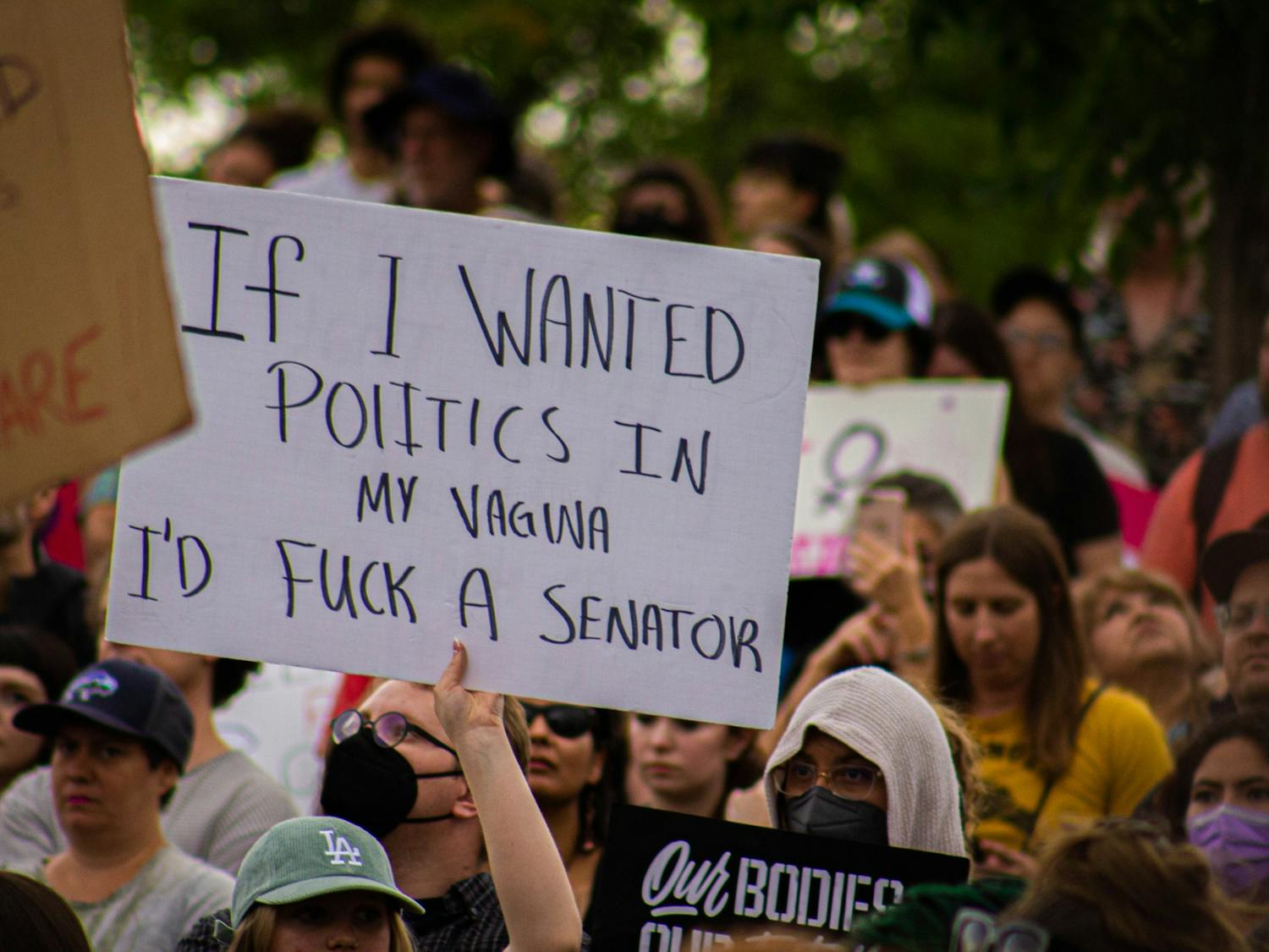 Roe overturning Reactions.jpg