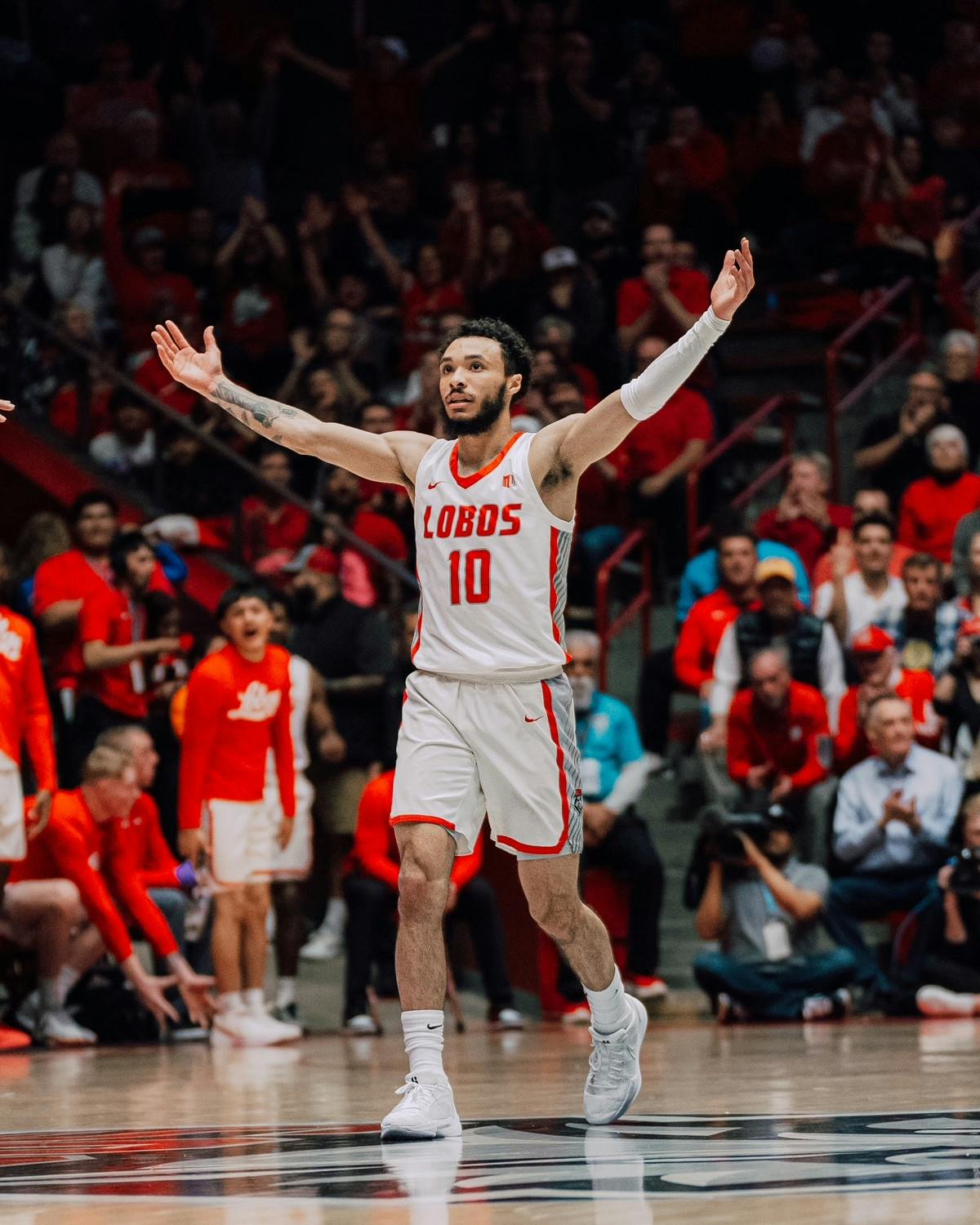 house confrence stock.jpeg