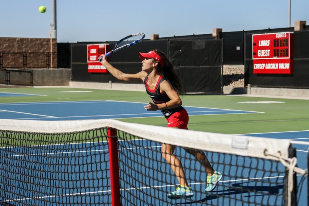 Sophomore Sharon Coone plays closer to the net to return a shot at Nov. 2, 2015 at the McKinnon Family Tennis Center. The UNM womens tennis team will have their first competition this Friday. 