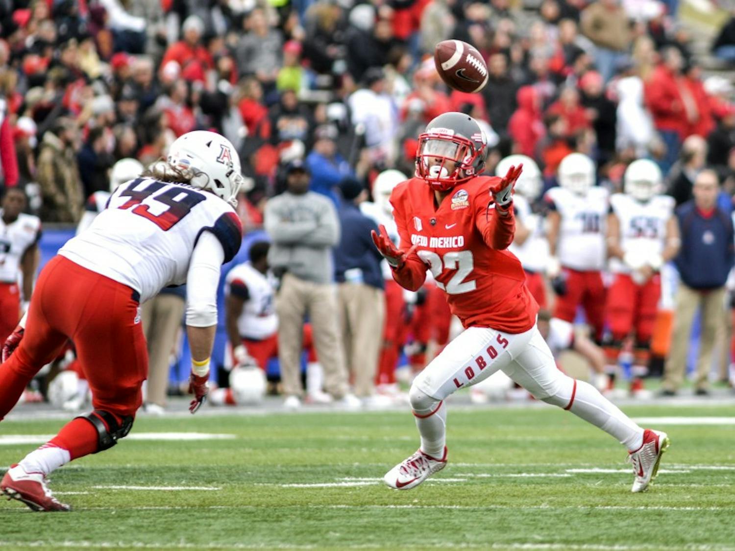 The Lobos will kick off their 2016 campaign on Thursday, September 1, 2016 at University Stadium against the South Dakota Coyotes. The game will serve as a point of reference for head coach Bob Davie to decide which players deserve more playing time at the start of the season.