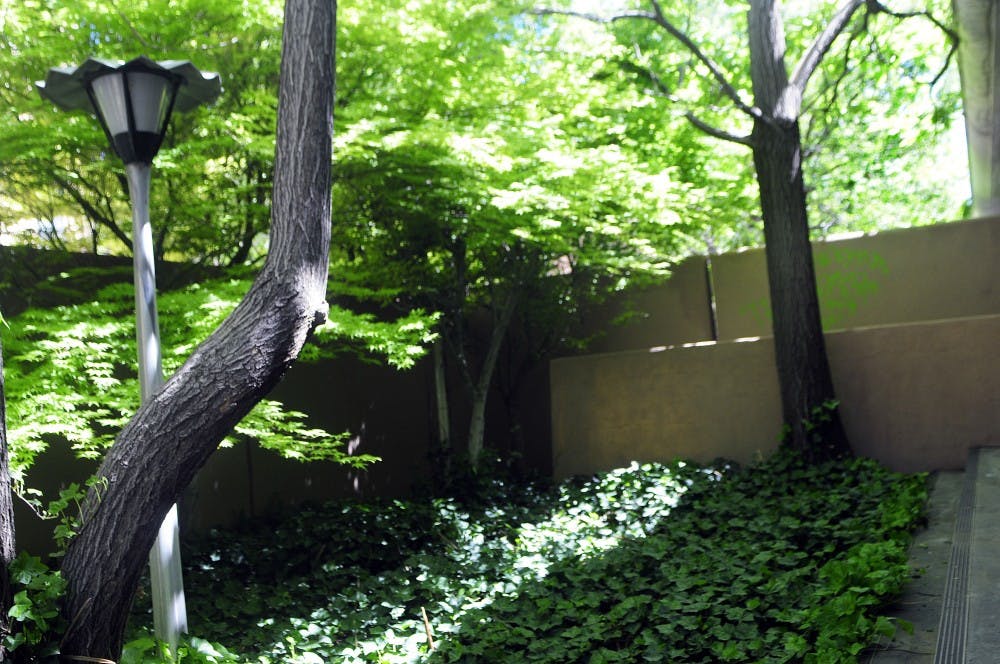  This small hidden courtyard is located in between Student Residence Center Building G and Simpson Hall. Simpson Hall is just northeast of the Kiva, in case you’re lost.

