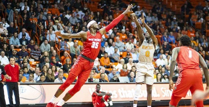 Men's Basketball.jpg