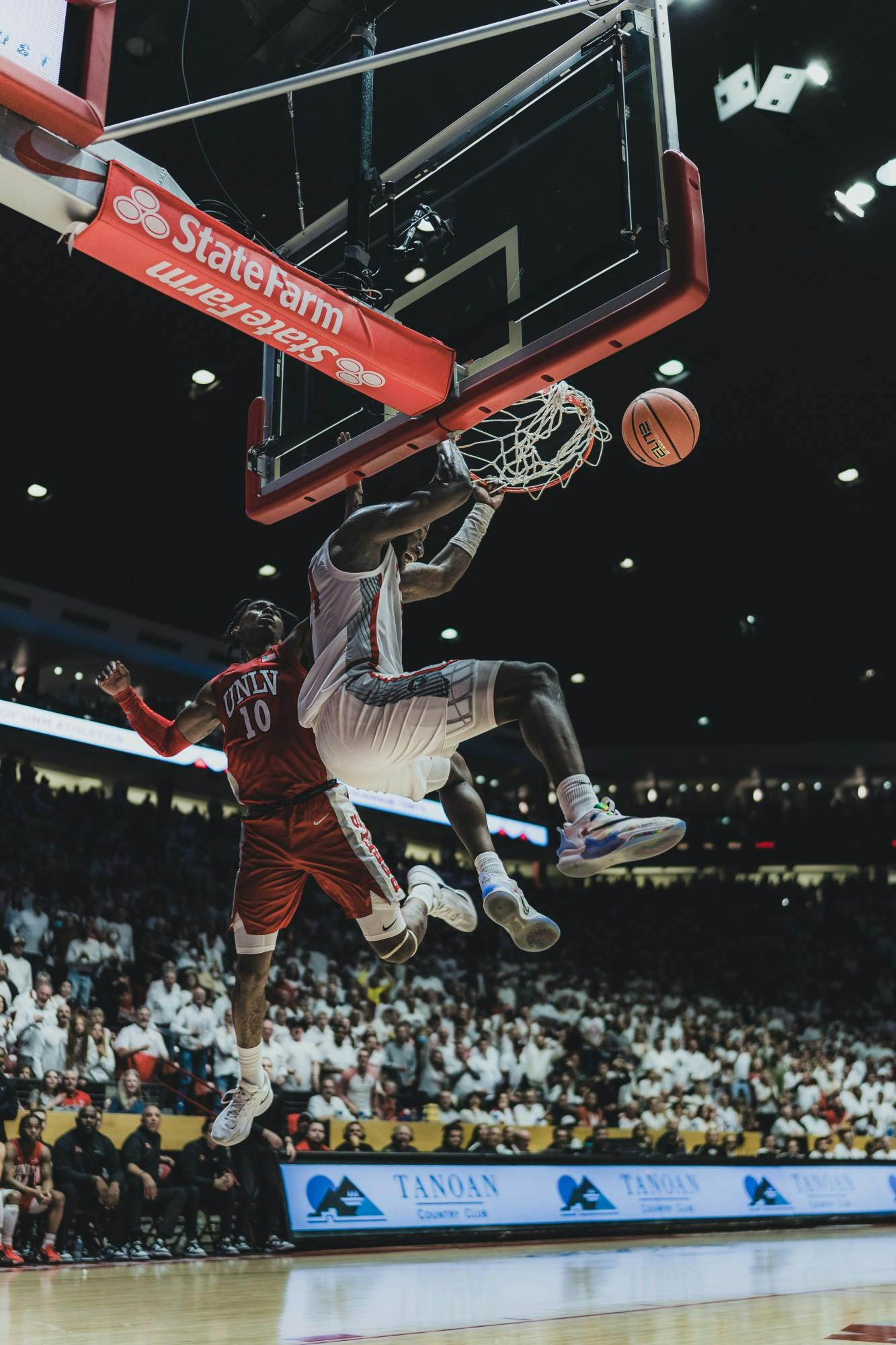 GALLERY: Men's Basketball vs. UNLV