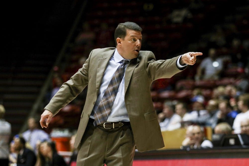 Head coach Mike Bradbury calls out to the Lobo bench Wednesday, Feb. 8, 2017 at WisePies Arena. The Lobos will play Boise State on the road this Wednesday.&nbsp;
