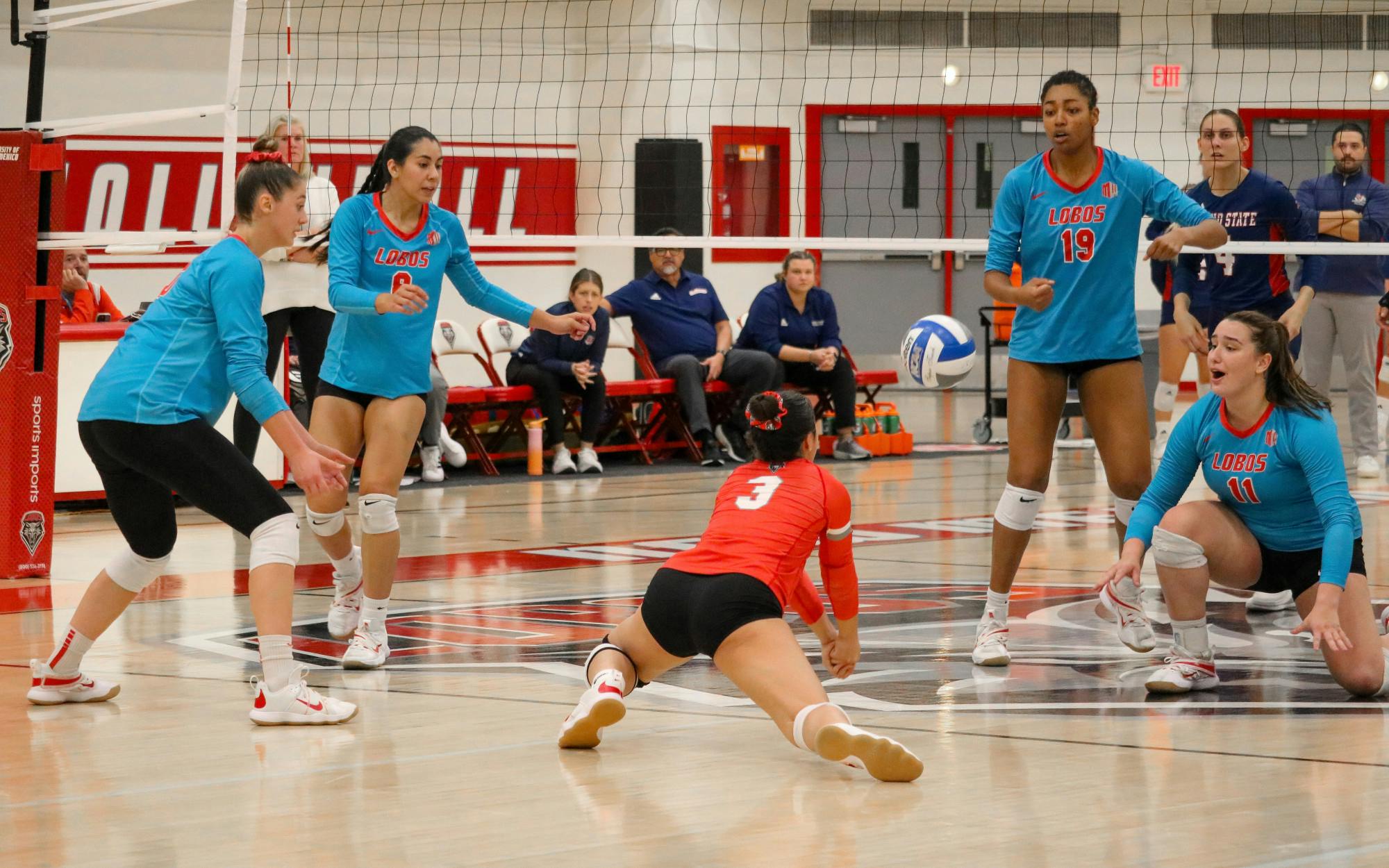 volleyball vs Fresno 