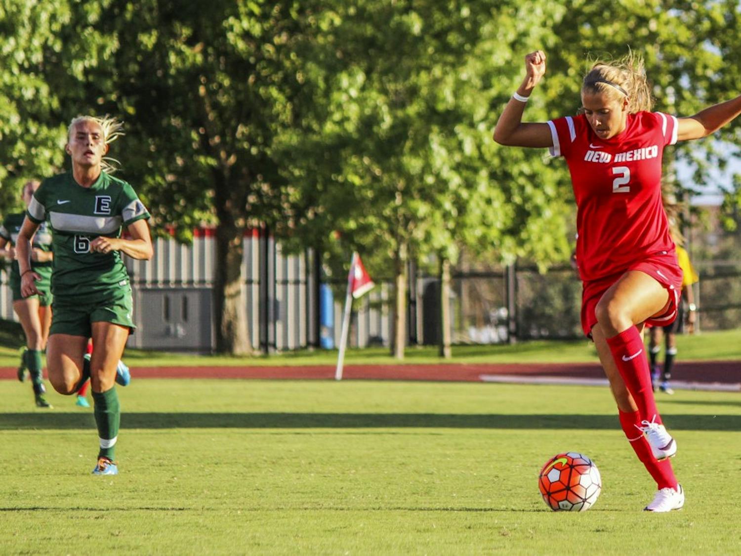 Redshirt senior midfielder Katie Hinman receives a pass Sunday, Aug. 14, 2016 at the UNM Soccer Complex. The Lobos will play Grand Canyon University in Flagstaff, Arizona on Friday at 4 p.m.