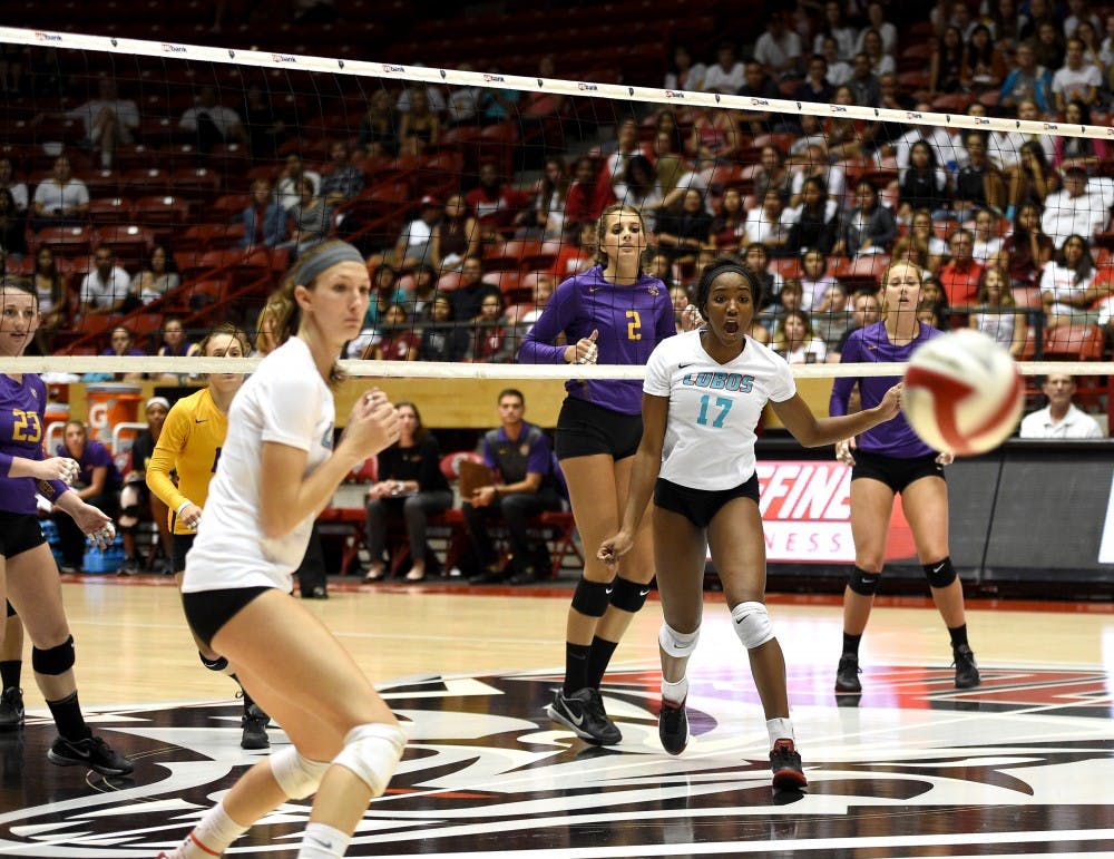 Devanne Sours (left) and Skye Gullatt look at the ball as it slips by them during their game against LSU Sept. 19, 2015. The Lobos ended the Lobo Invitational with a 2-3 loss against LSU and play San Diego State this Thursday.