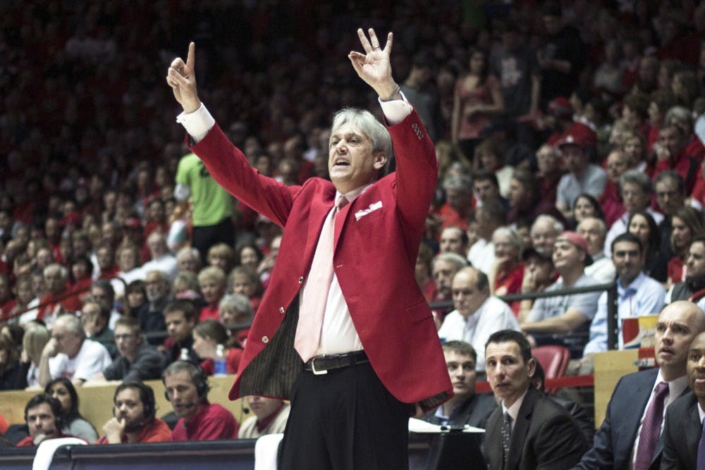 	Men’s basketball head coach Craig Neal gestures to his team during the Lobos’ game against Air Force in March. Neal accepted a new six-year contract worth $5.7 million plus incentives, UNM announced Monday.
