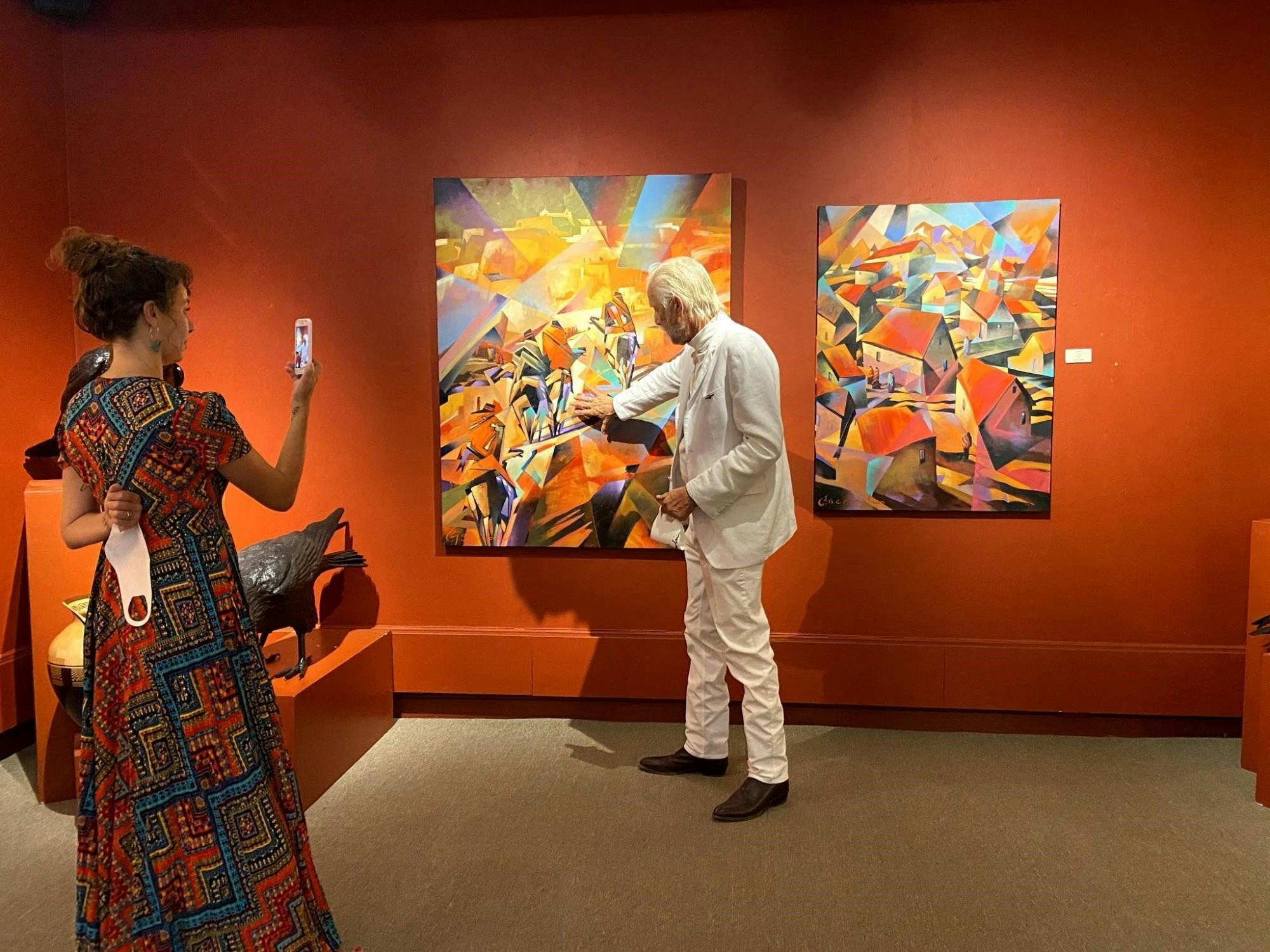 Art Gallery Interior.jpg