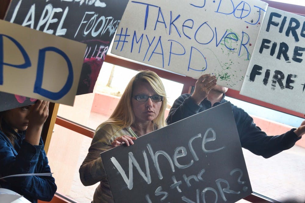 Ardee Napolitano/@ArdeeTheJourno