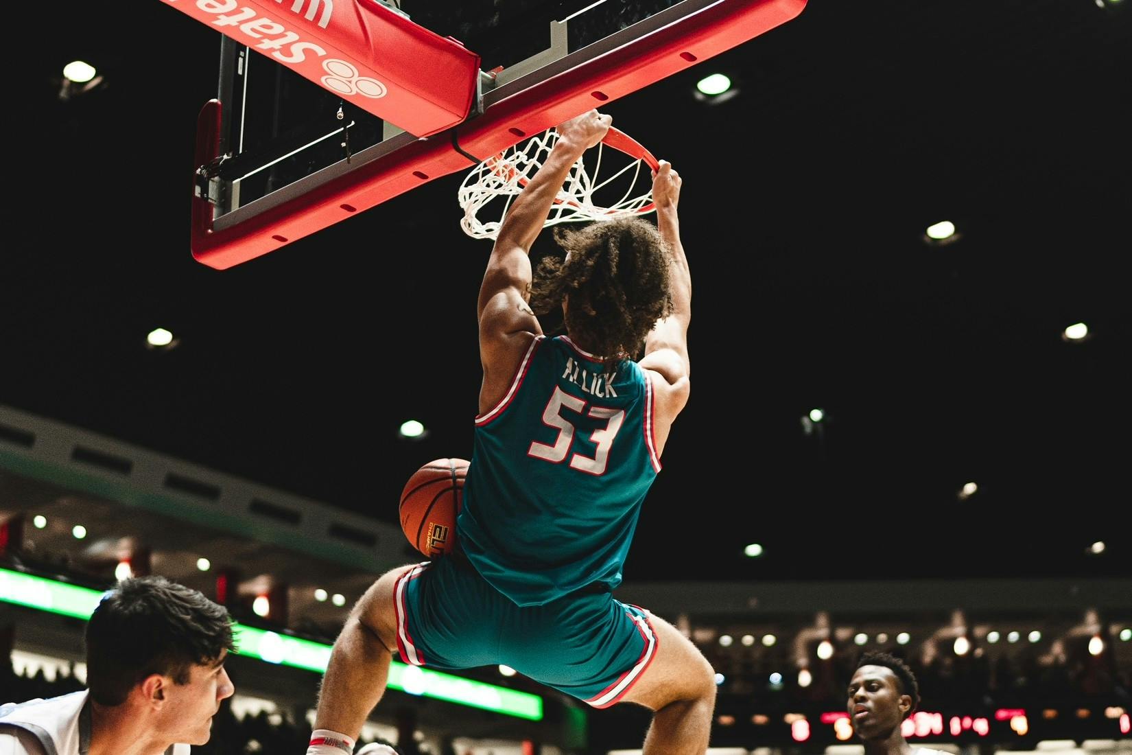 GALLERY: Men's Basketball vs. Air Force