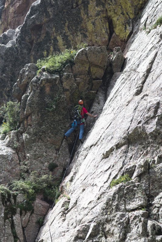 082814_rockclimbing4web_sj