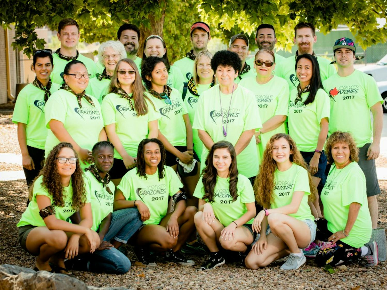 Camp Corazones 2017 volunteers (via Henrik Sandin Photography)