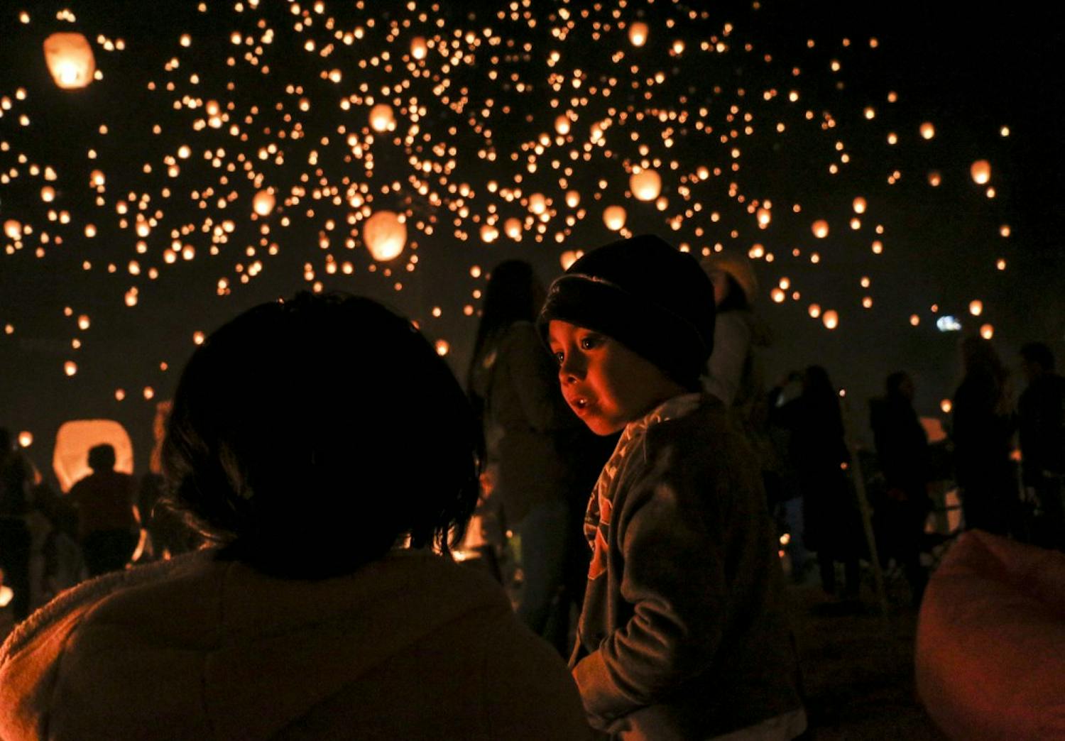 Annual Lantern Fest Lights up the Sky