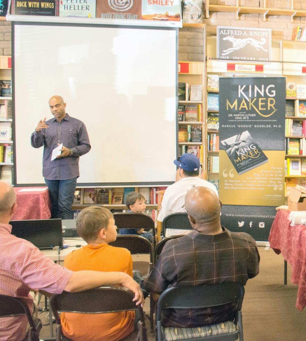 Author Marcus “Goodie” Goodloe, a UNM alumnus, discusses his book “King Maker” at Bookworks on Saturday, Sept. 26. Goodloe’s book offers a look into Dr. Martin Luther King Jr.’s partnership with athletes and entertainers.