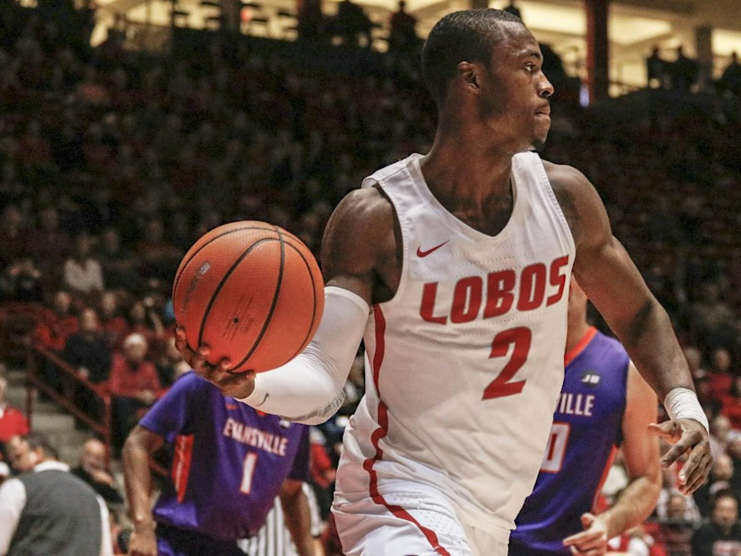 Sam Logwood plays against the Evansville Purple Aces on November 29, 2017. UNM bested the Purple Aces with a 78-59 win.