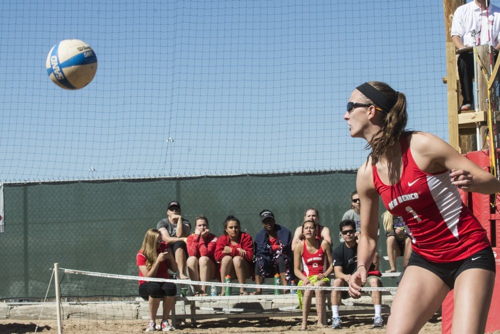 Junior outside hitter Devanne Sours looks as the ball passes her during a beach volleyball match in 2015. The Lobos will play their first match of 2016 in Tempe, Arizona this weekend.